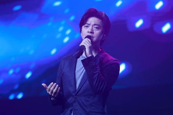 說明: G:20180511滿京華發(fā)布會(huì)(照片資料)挑選4G2A3214.JPG