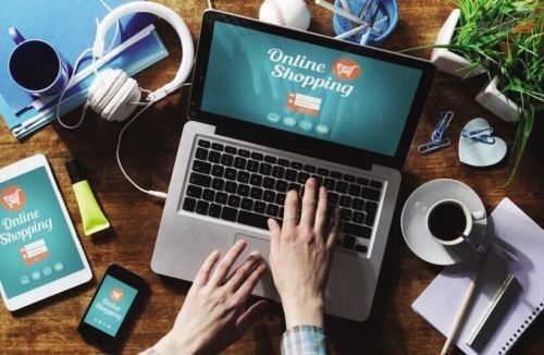 最后來說一個(gè)正能量的故事，一個(gè)關(guān)于兩代人理性消費(fèi)理性投資的故事。